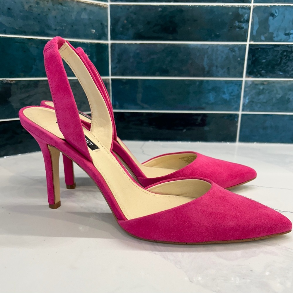 Nine West Fuchsia Pink Suede heels, New size 8